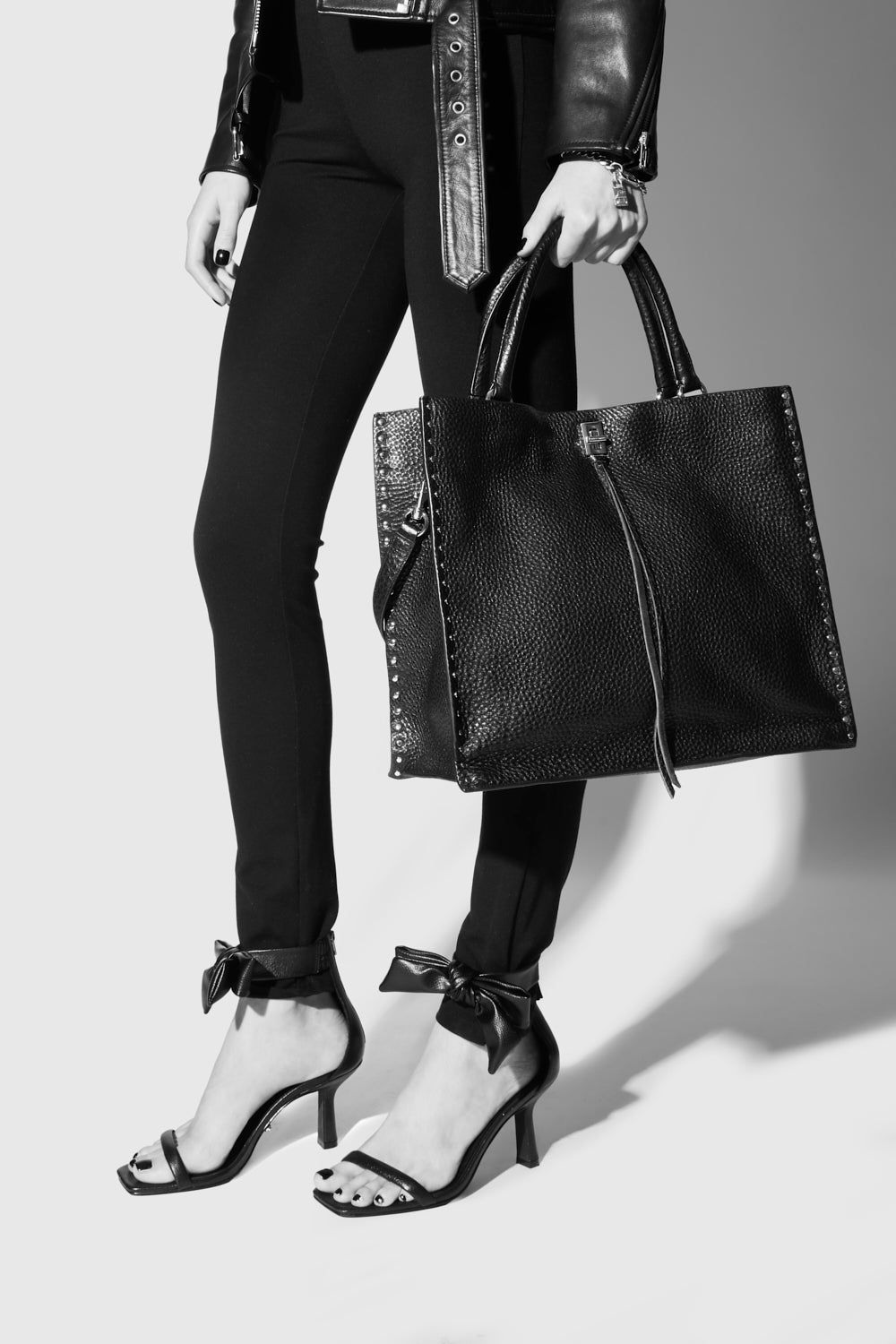 Black / Black Rebecca Minkoff Darren Tote | NYMFP-2894